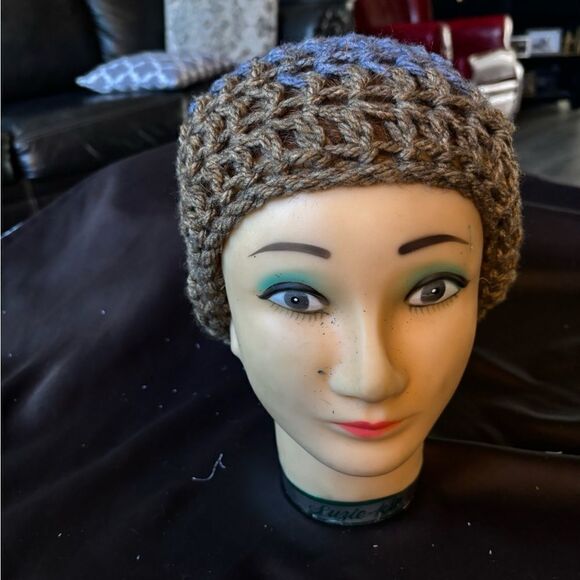 NEW Handmade Crocheted Adult Hat - Picture 7 of 7